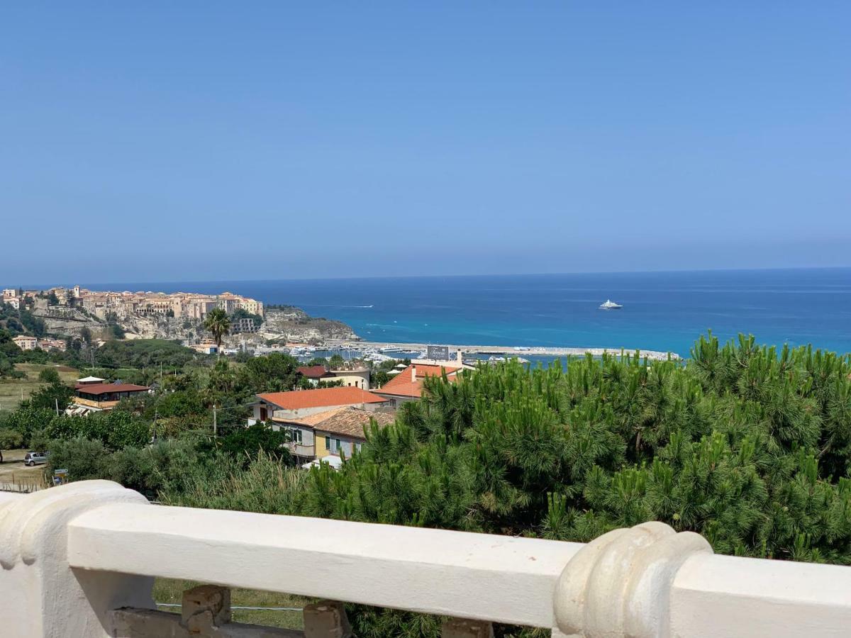 Villino Eleonora Bed & Breakfast Parghelia Exterior photo