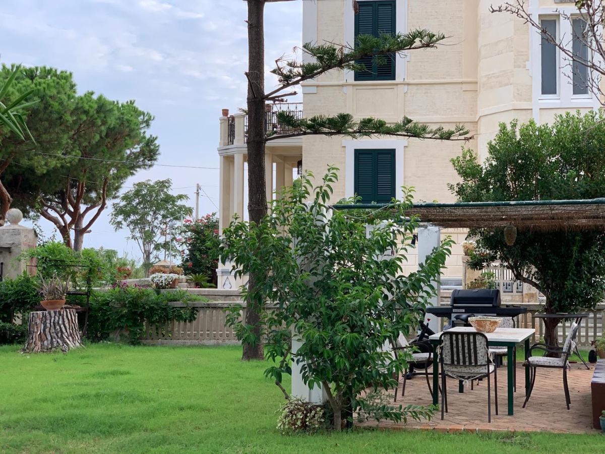 Villino Eleonora Bed & Breakfast Parghelia Exterior photo