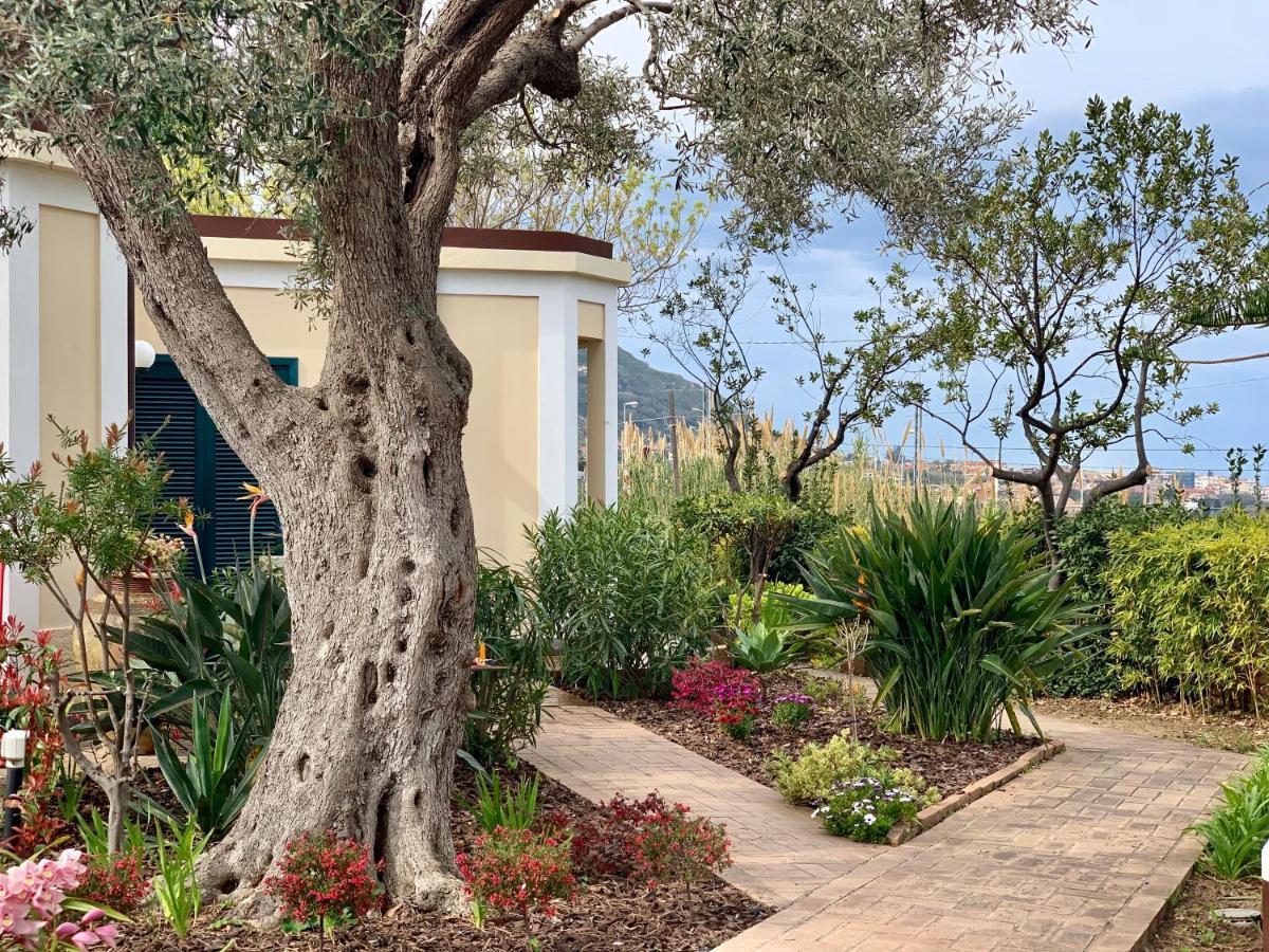Villino Eleonora Bed & Breakfast Parghelia Exterior photo